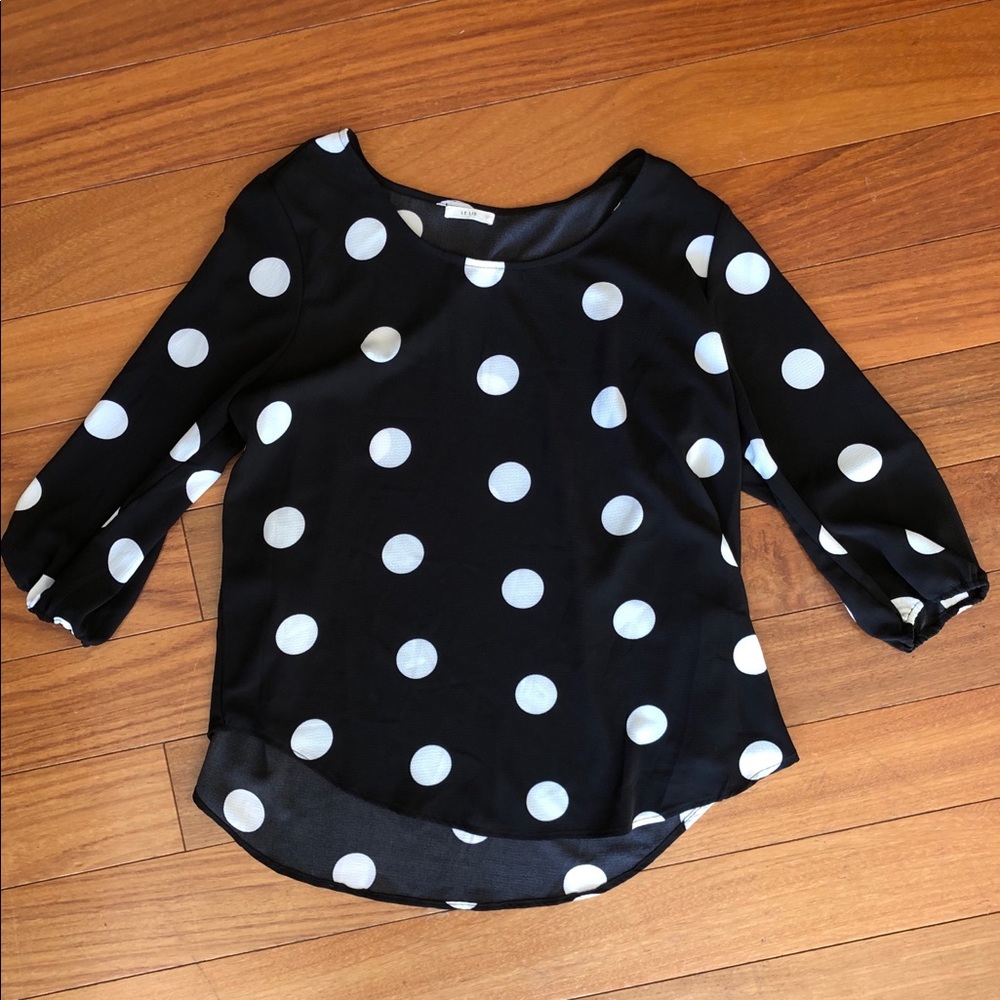 Le Lis Polka Dot Blouse - Picture 2 of 5